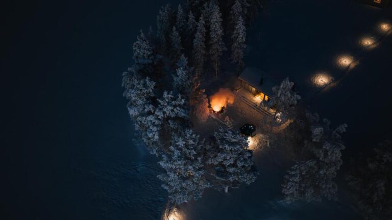 Lakeside Holiday Home